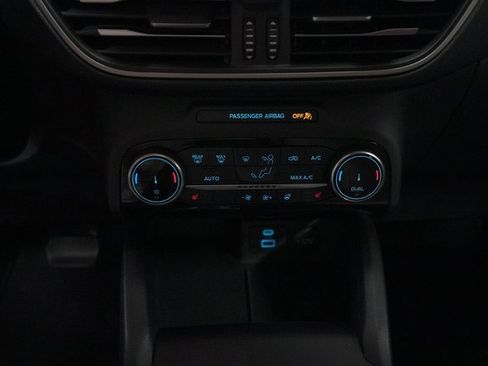 Used 2022 Ford Escape SE w/ Convenience Package image 21