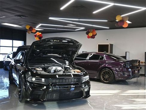 Used 2021 Dodge Durango SXT image 6