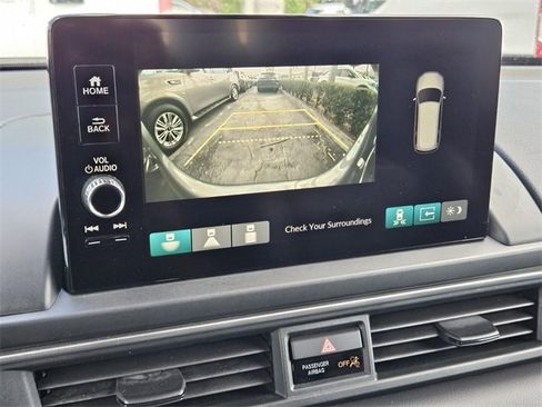 Used 2023 Honda Pilot Touring image 20