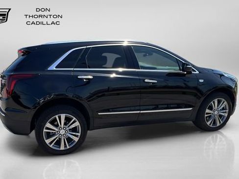 Used 2025 Cadillac XT5 Premium Luxury w/ LPO, Floor Liner Package AWD/4WD image 5