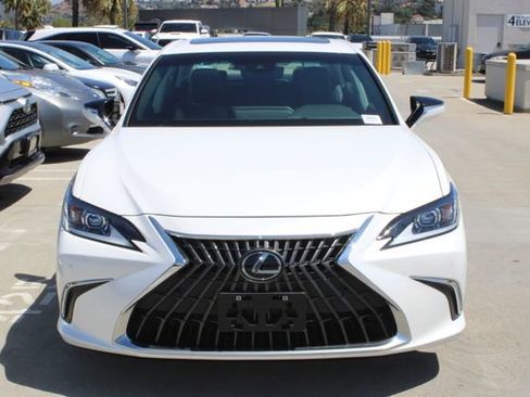 Certified 2024 Lexus ES 300h w/ Premium Package image 2