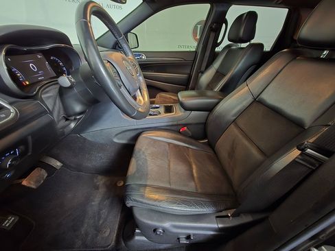 Used 2020 Jeep Grand Cherokee Altitude image 14