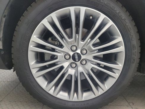 Used 2017 Lincoln MKX Reserve image 31