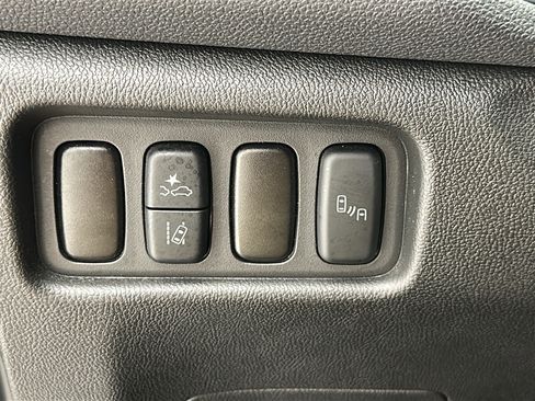 Used 2025 Mitsubishi Outlander Sport AWD image 24
