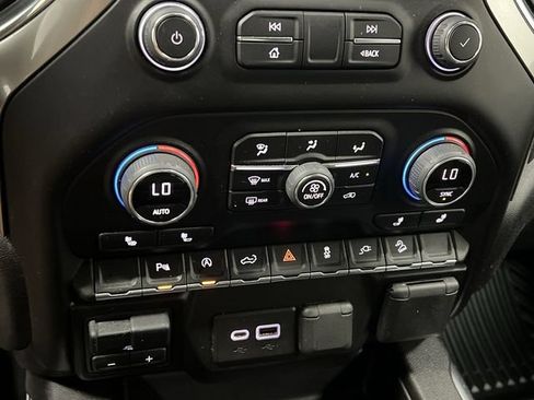 Certified 2022 Chevrolet Silverado 1500 RST w/ All Star Edition Plus AWD/4WD image 18