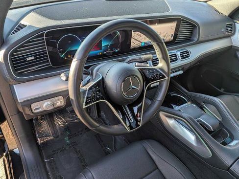 Used 2024 Mercedes-Benz GLE 350 4MATIC image 2