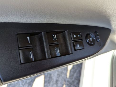 Used 2017 Honda Accord Touring image 15