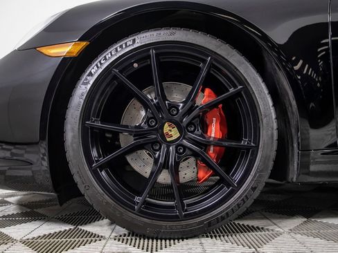 Used 2018 Porsche 911 Carrera S RWD image 37