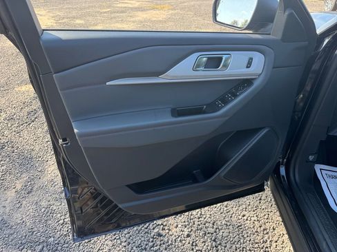 New 2026 Ford Explorer Active image 28