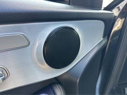 Used 2022 Mercedes-Benz GLC 300 image 35