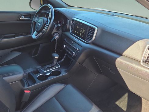 Used 2021 Kia Sportage S image 34