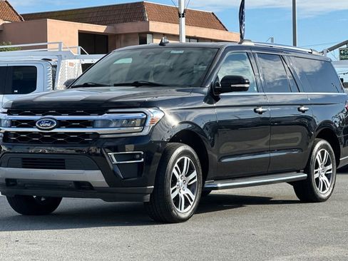Used 2022 Ford Expedition Max Limited image 7