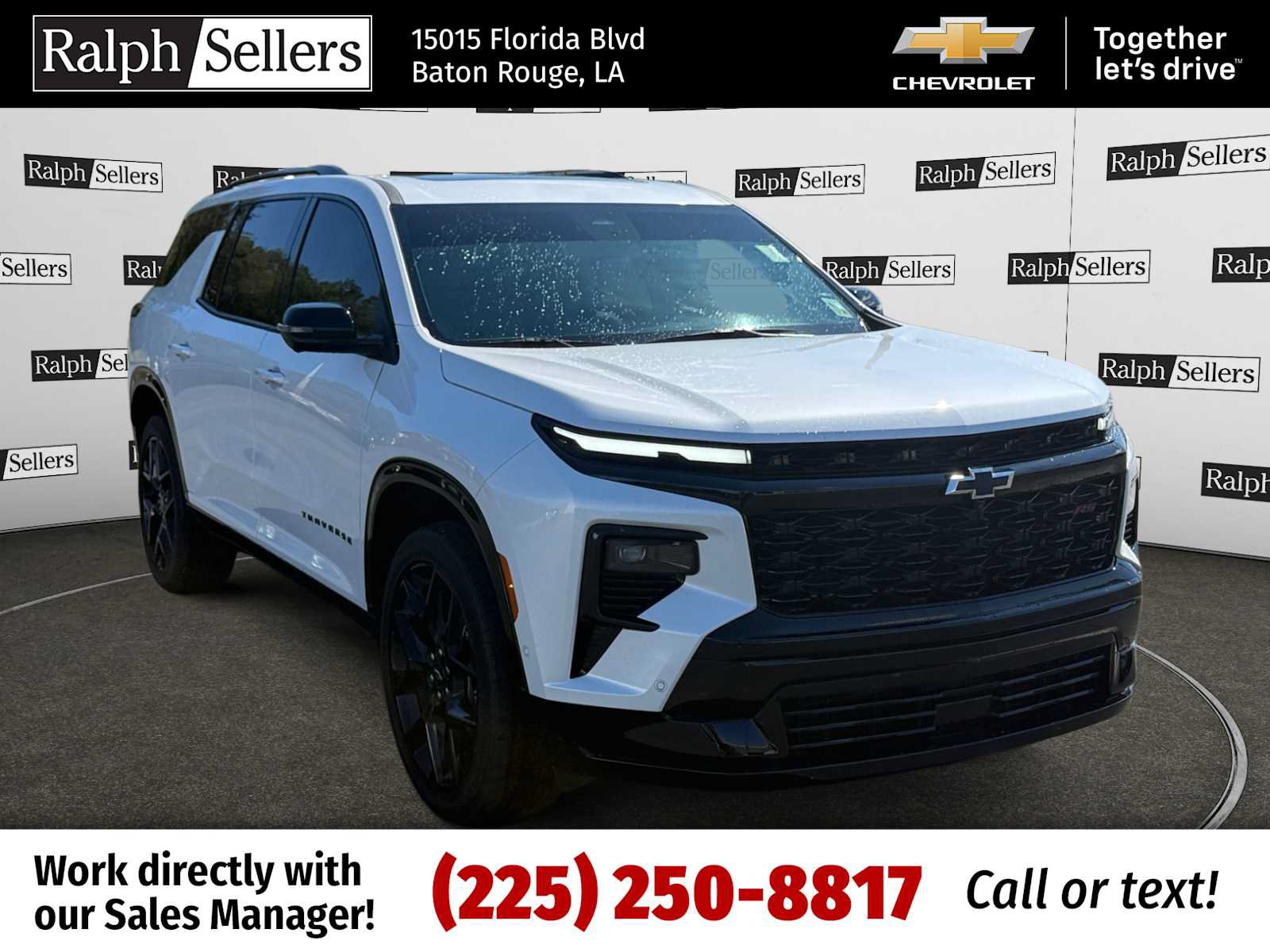 Used 2024 Chevrolet Traverse RS FWD image 1