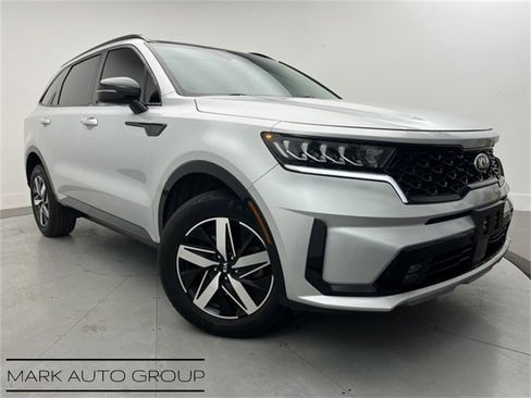 Used 2021 Kia Sorento EX w/ Panoramic Sunroof Package image 1