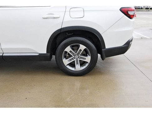 Used 2023 Honda Pilot EX-L image 30