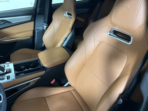 New 2026 Jaguar F-PACE R-Dynamic S AWD/4WD image 21