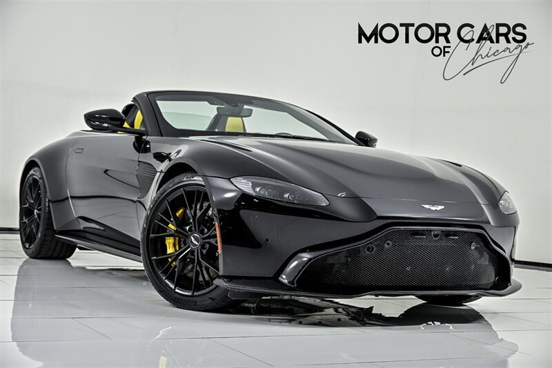 Used 2021 Aston Martin V8 Vantage Roadster RWD image 1