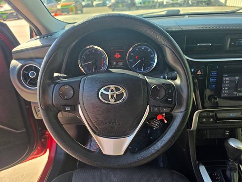 Used 2017 Toyota Corolla LE FWD image 41