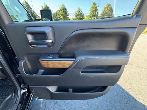 Used 2015 Chevrolet Silverado 3500 LTZ w/ Duramax Plus Package image 21