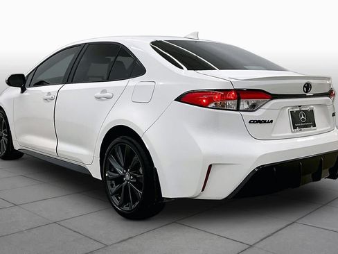 Used 2026 Toyota Corolla SE FWD image 12