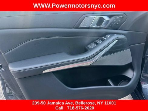 Used 2021 BMW X7 xDrive40i w/ Premium Package AWD/4WD image 34