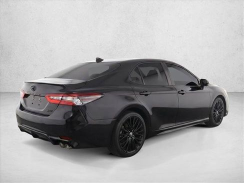 Used 2022 Toyota Camry SE w/ Carpet Mat Package (TMS) FWD image 7