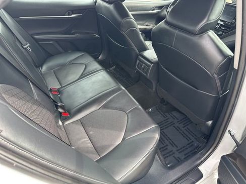 Used 2023 Toyota Camry XSE image 15
