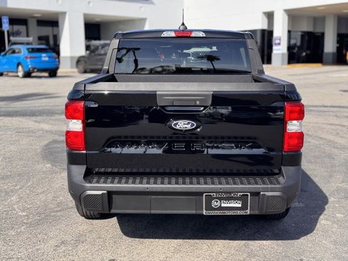 Used 2025 Ford Maverick XL image 11