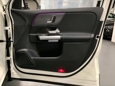 Certified 2023 Mercedes-Benz GLA 250 image 21