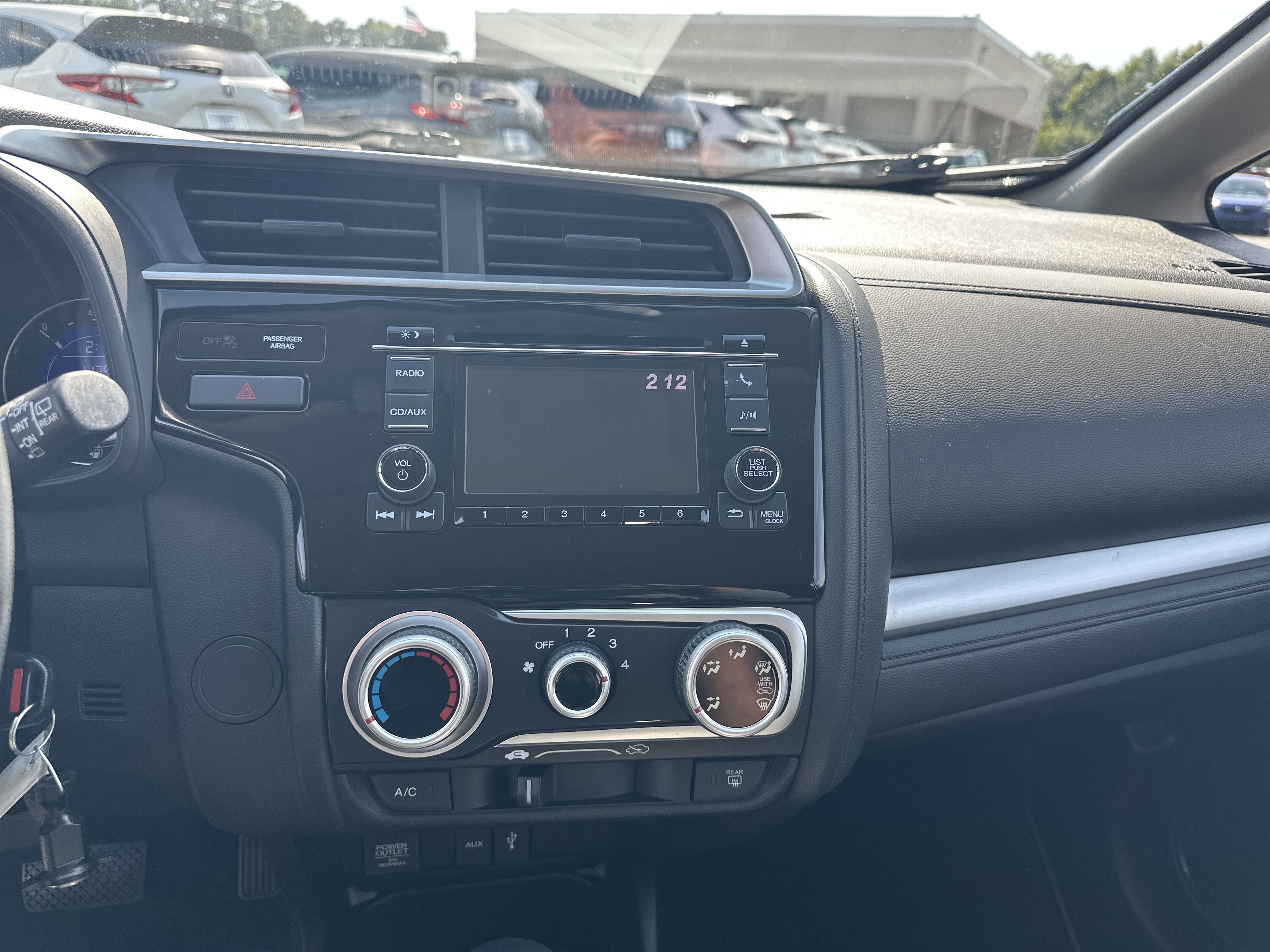 Used 2016 Honda Fit LX image 39