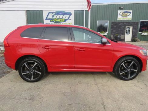 Used 2015 Volvo XC60 T6 R-Design image 8