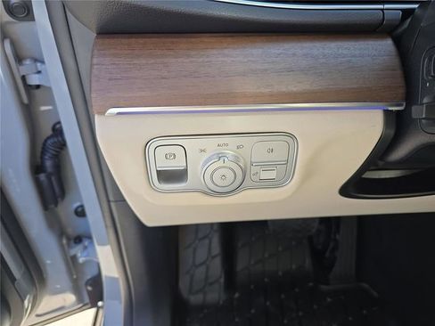 New 2026 Mercedes-Benz GLE 450 4MATIC image 36