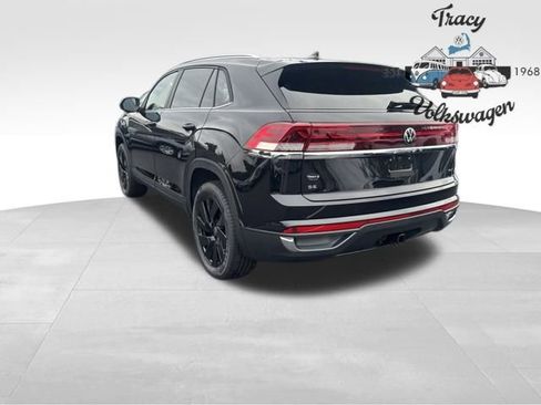 New 2026 Volkswagen Atlas Cross Sport SE image 5