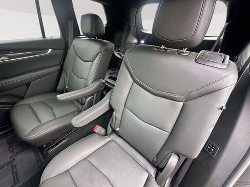 Used 2024 Cadillac XT6 Sport w/ Technology Package AWD/4WD image 33
