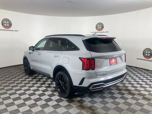Certified 2023 Kia Sorento SX image 22