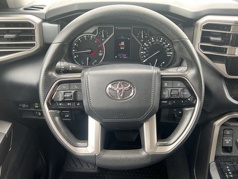 Used 2023 Toyota Tundra SR5 w/ SR5 Convenience Package AWD/4WD image 27