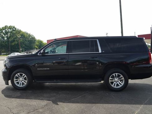 Used 2019 Chevrolet Suburban LT AWD/4WD image 23
