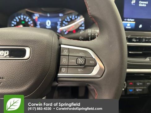 Used 2024 Jeep Compass Trailhawk image 32