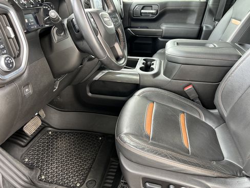 Used 2022 GMC Sierra 1500 AT4 w/ AT4 Carbonpro Edition image 14