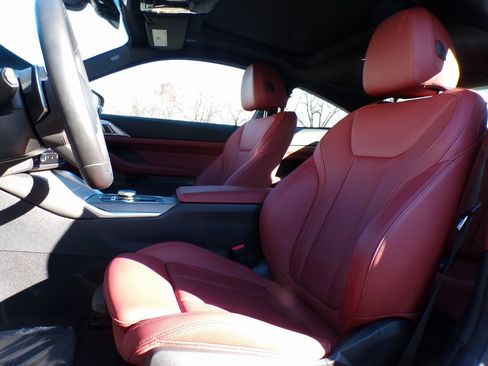 Certified 2025 BMW 430i xDrive Coupe w/ M Sport Package image 5