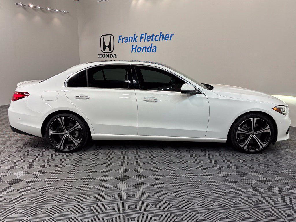 Used 2023 Mercedes-Benz C 300 Sedan image 6