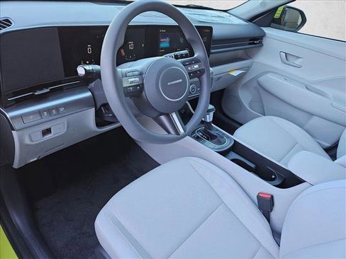 New 2026 Hyundai Kona SE image 3