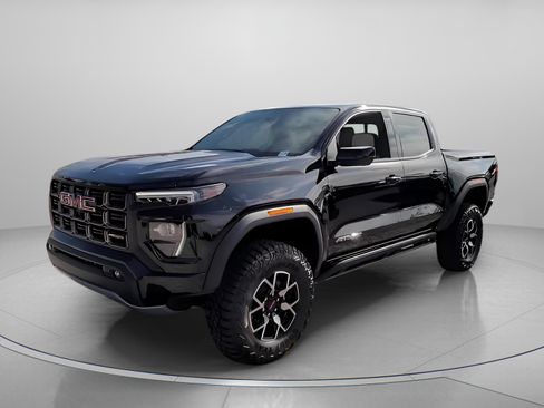 New 2026 GMC Canyon AT4X image 2
