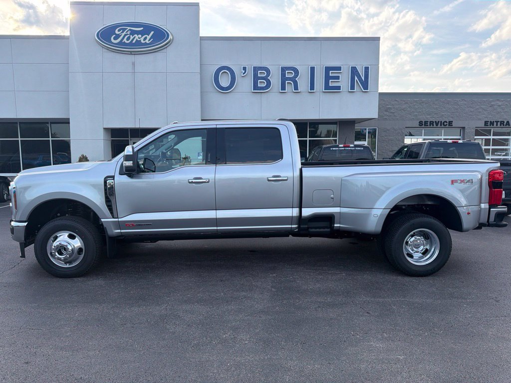 New 2027 Ford F350 Lariat w/ Lariat Ultimate Package AWD/4WD image 2