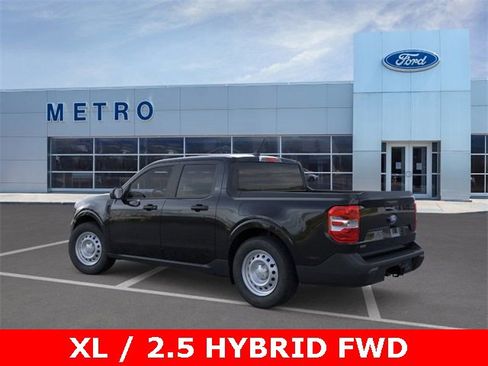 New 2025 Ford Maverick XL image 5