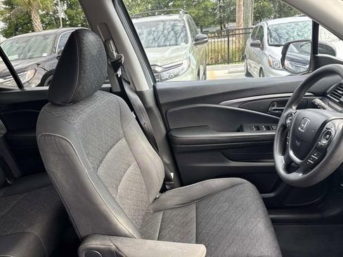 Certified 2023 Honda Ridgeline Sport image 10