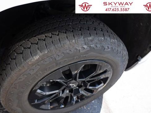 Used 2024 Chevrolet Silverado 1500 LTZ w/ Technology Package image 33