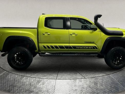Used 2022 Toyota Tacoma TRD Pro image 9
