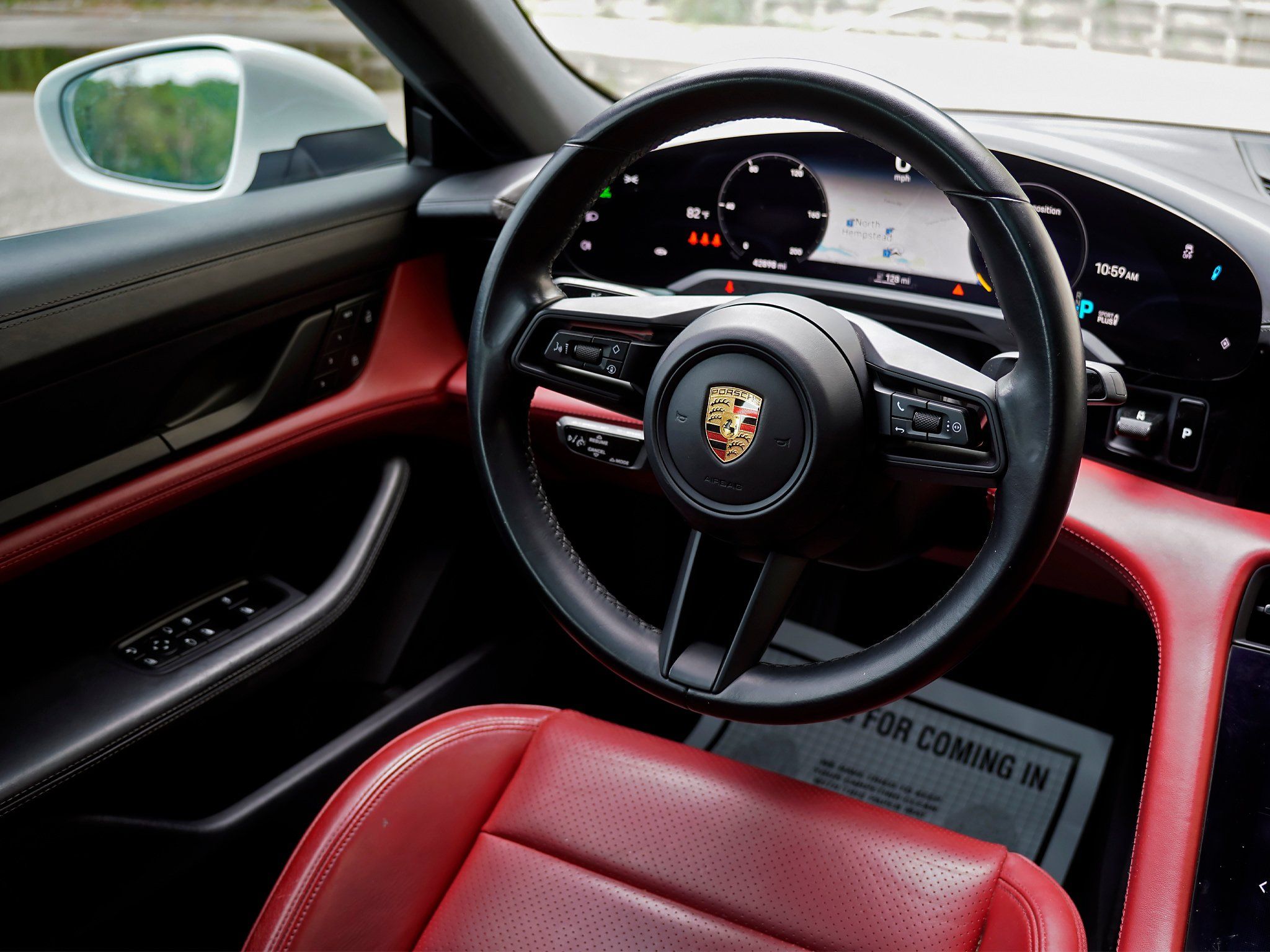Used 2022 Porsche Taycan RWD image 23