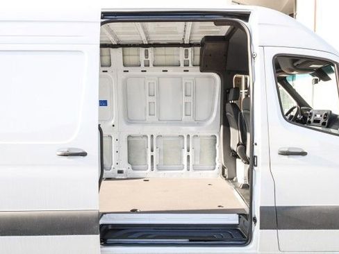 New 2025 Mercedes-Benz Sprinter 2500 image 21